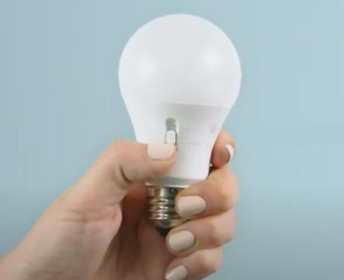 smart light bulb with timer